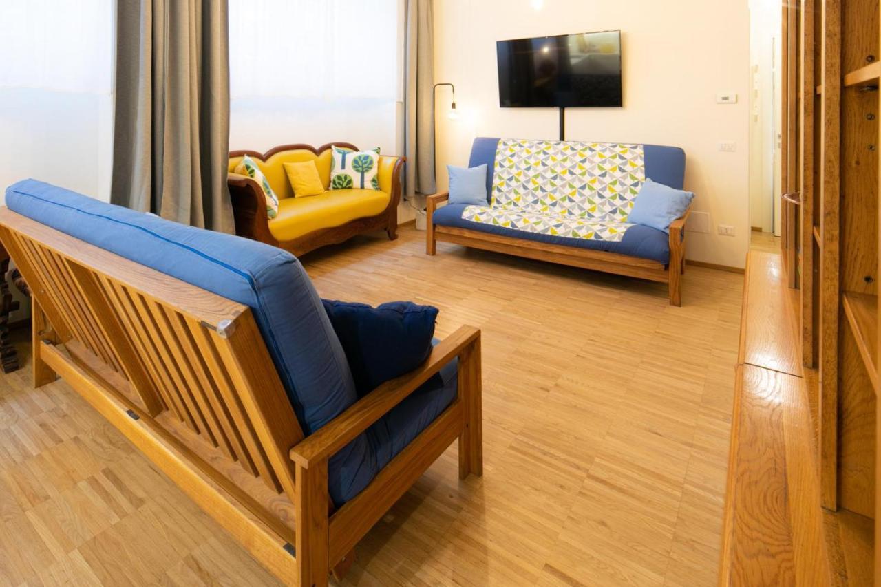 La Casa Colorata - Flats In Milan - Bocconi Apartment ภายนอก รูปภาพ