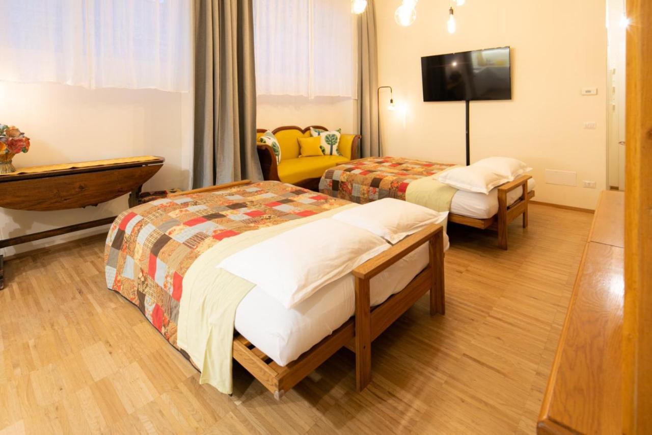 La Casa Colorata - Flats In Milan - Bocconi Apartment ภายนอก รูปภาพ