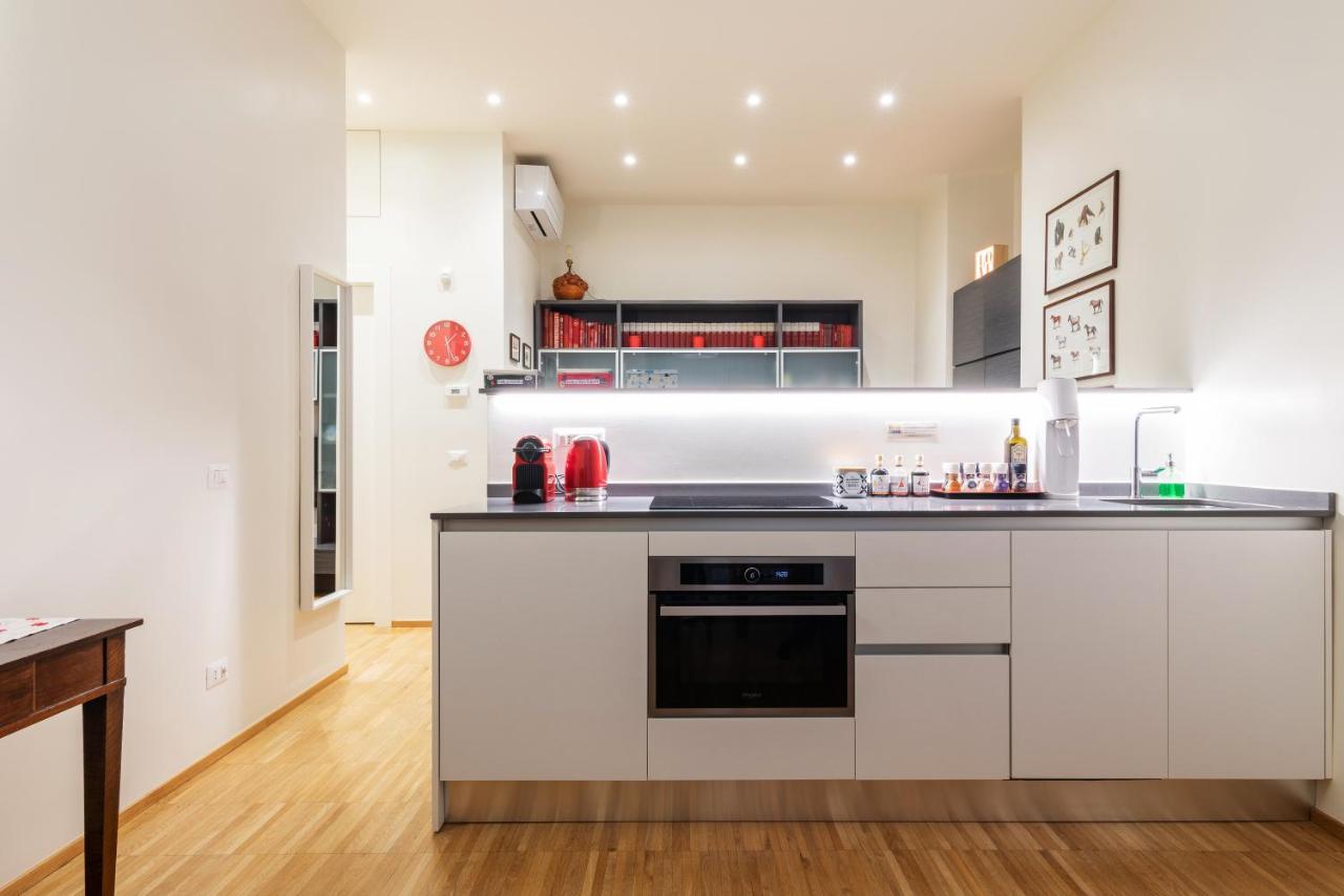 La Casa Colorata - Flats In Milan - Bocconi Apartment ภายนอก รูปภาพ
