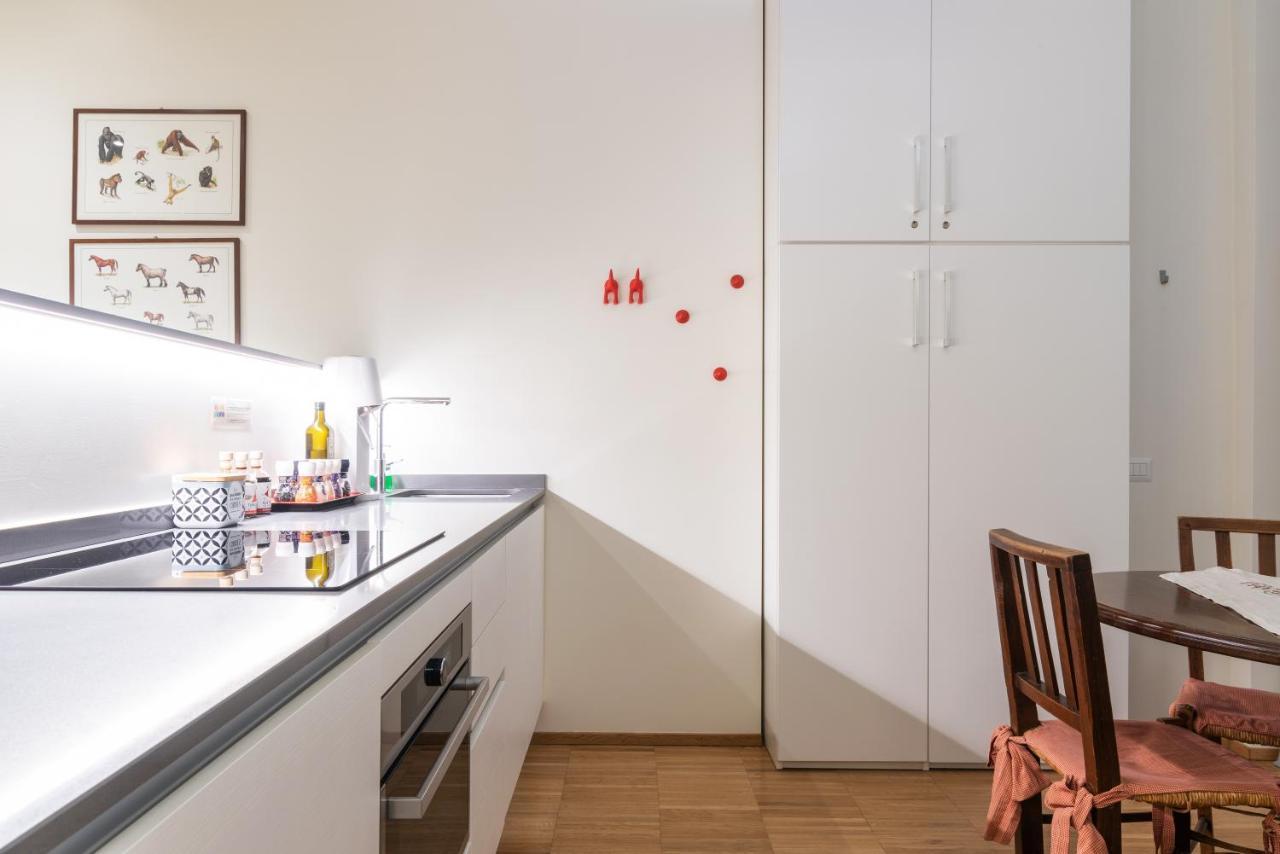 La Casa Colorata - Flats In Milan - Bocconi Apartment ภายนอก รูปภาพ