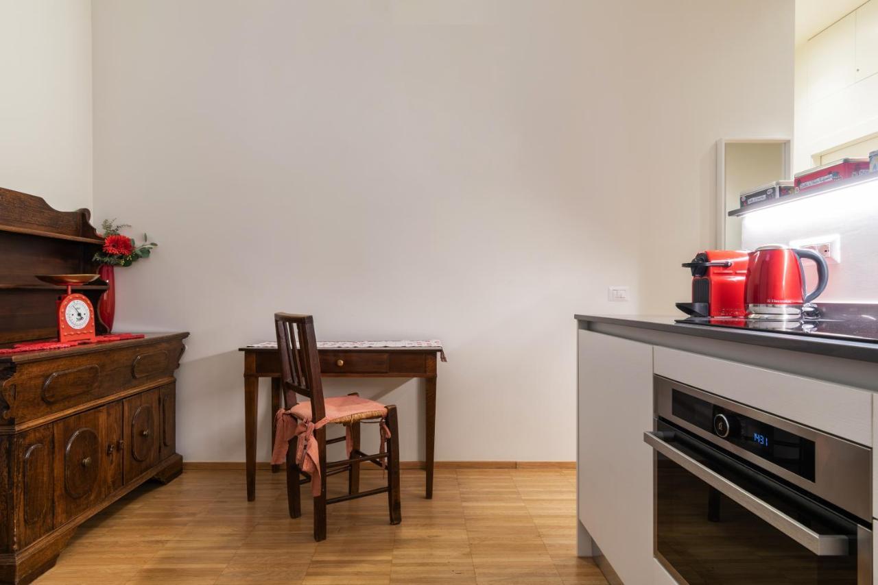 La Casa Colorata - Flats In Milan - Bocconi Apartment ภายนอก รูปภาพ