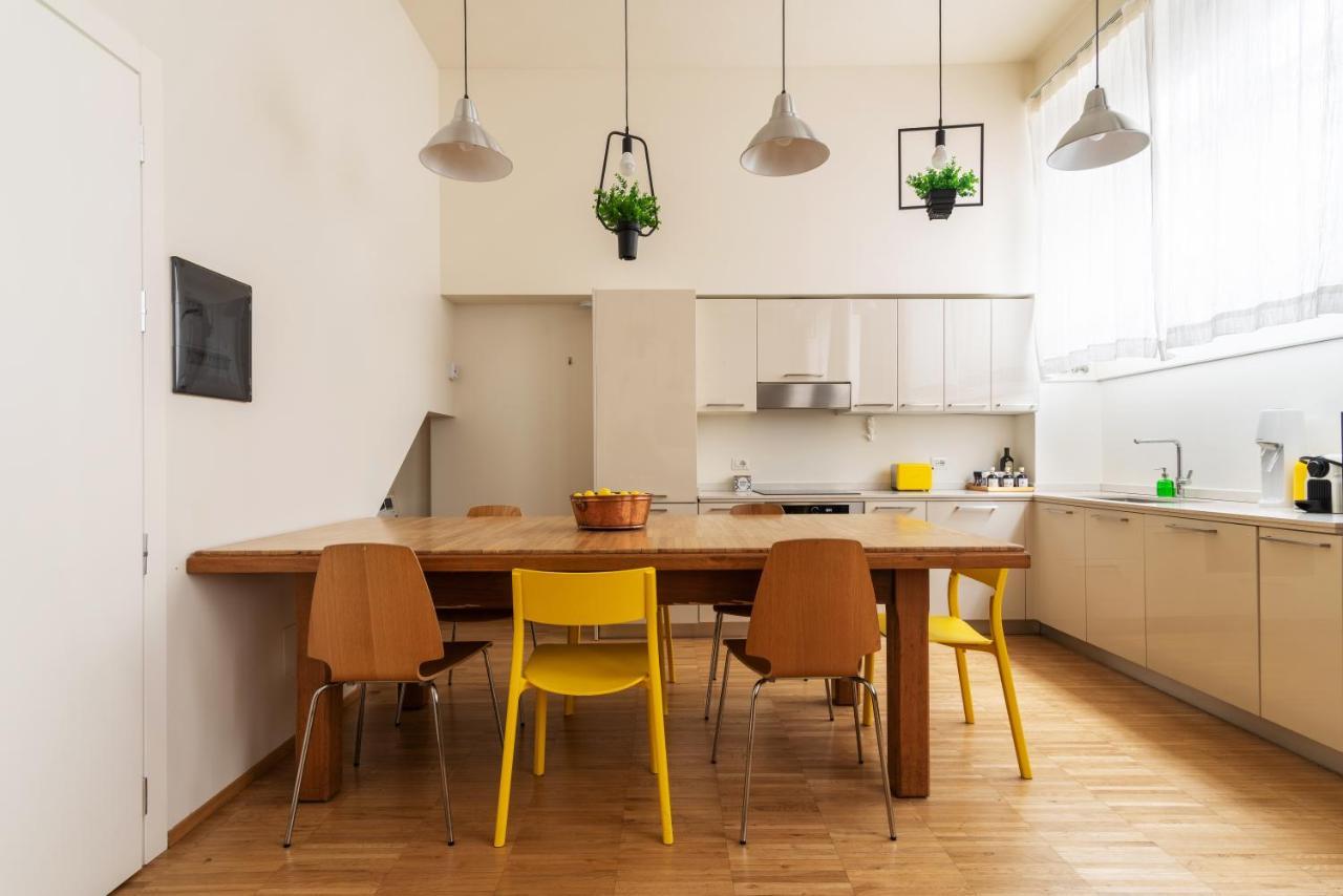 La Casa Colorata - Flats In Milan - Bocconi Apartment ภายนอก รูปภาพ