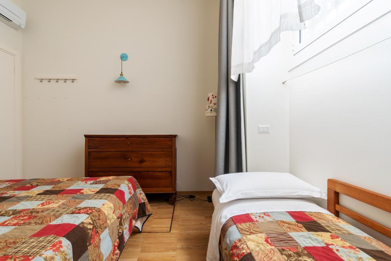 La Casa Colorata - Flats In Milan - Bocconi Apartment ภายนอก รูปภาพ